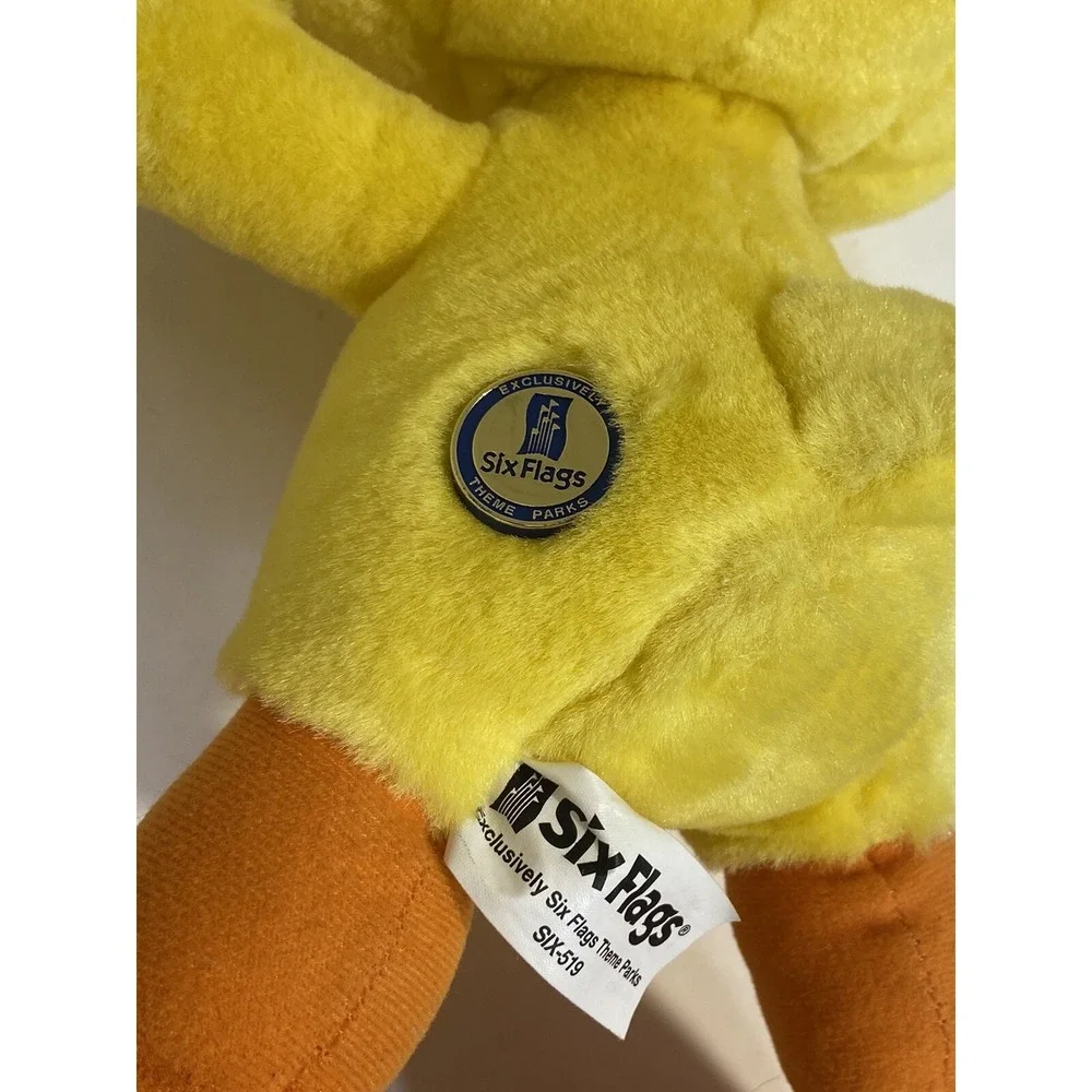 LOONEY TUNES TWEETY BIRD WARNER BROS Six Flags PLUSH STUFF ANIMALS LARGE 1997